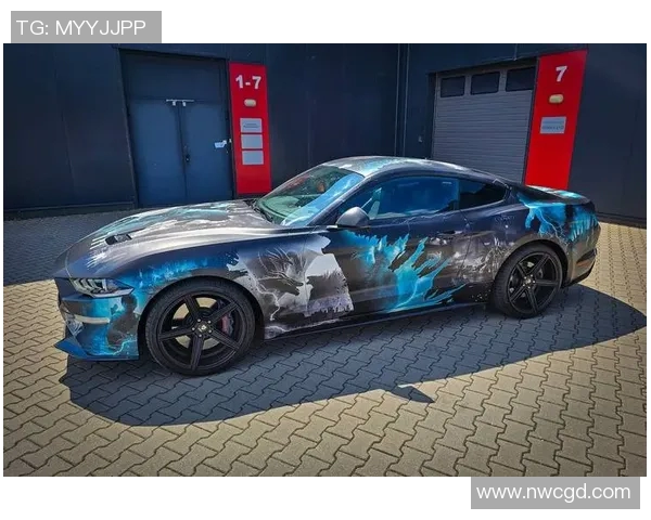 外号哥斯拉的足球明星如何在绿茵场上展现霸主气质与强大实力 外号哥斯拉的足球明星如何在绿茵场上展现霸主气质与强大实力