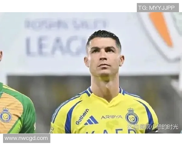 全球足球明星队员汇聚一堂展现各国足球魅力与风采