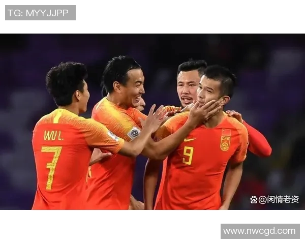 中国足球明星转会潮涌现球员出走海外市场背后的故事与影响